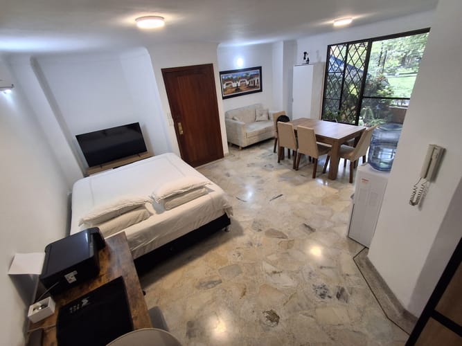 Apartamento de 1 alcoba en arriendo en San Fernando Viejo, Cali, 105 m² · foto 9 de 24