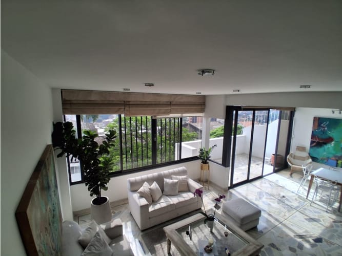 Apartaestudio en venta en Santa Monica, Cali, 280 m² · foto 3 de 24