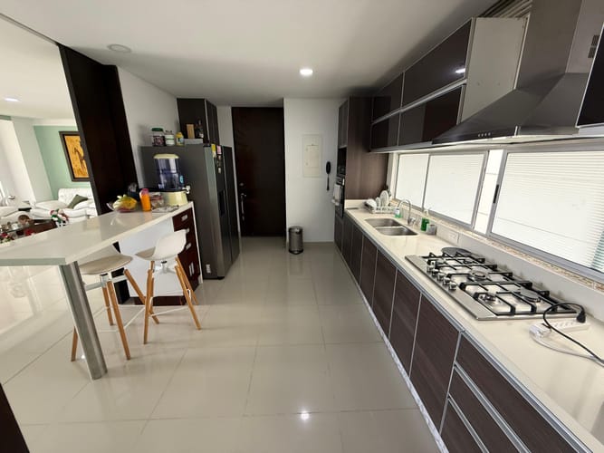 Apartamento de 3 alcobas en arriendo en Aguacatal, Cali, 180 m² · foto 12 de 24