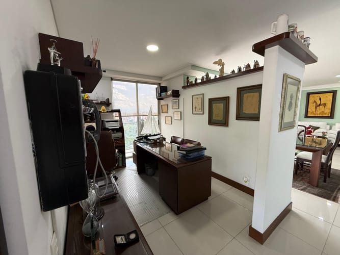 Apartamento de 3 alcobas en arriendo en Aguacatal, Cali, 180 m² · foto 15 de 24