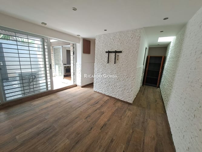 Apartamento en alquiler de 1 dormitorio reciclado a nuevo en Aires Puros · Photo 2