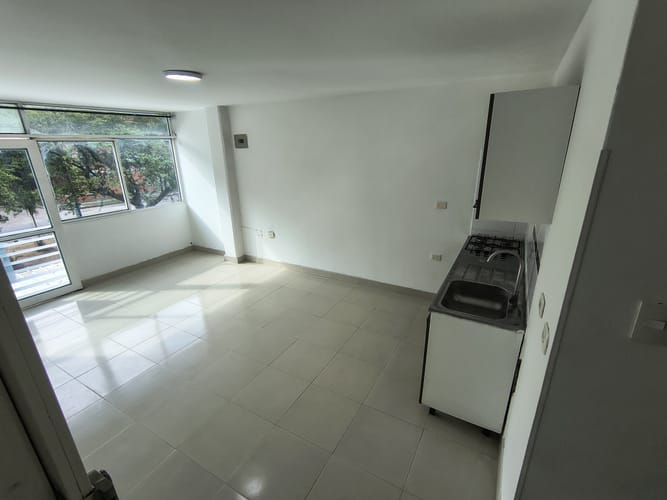 Apartamento de 3 alcobas en arriendo en Ciudad 2000, Cali, 70 m² · foto 1 de 21