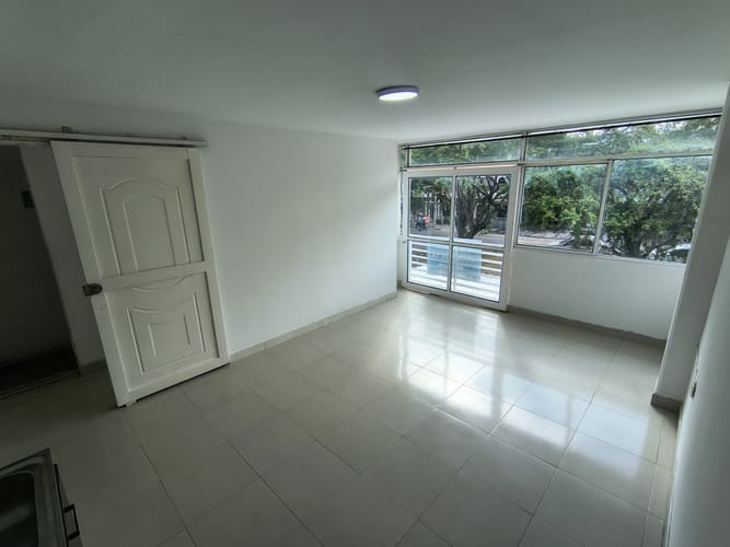 Apartamento de 3 alcobas en arriendo en Ciudad 2000, Cali, 70 m² · foto 4 de 21