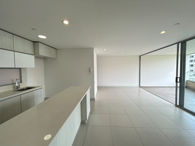 Apartamento de 3 alcobas en arriendo en La Inmaculada, Envigado, 94 m² · foto 3 de 20
