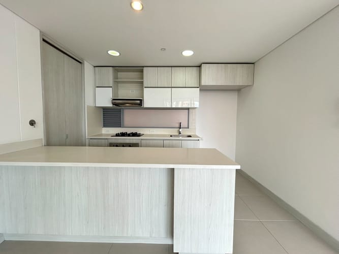 Apartamento de 3 alcobas en arriendo en La Inmaculada, Envigado, 94 m² · foto 8 de 20