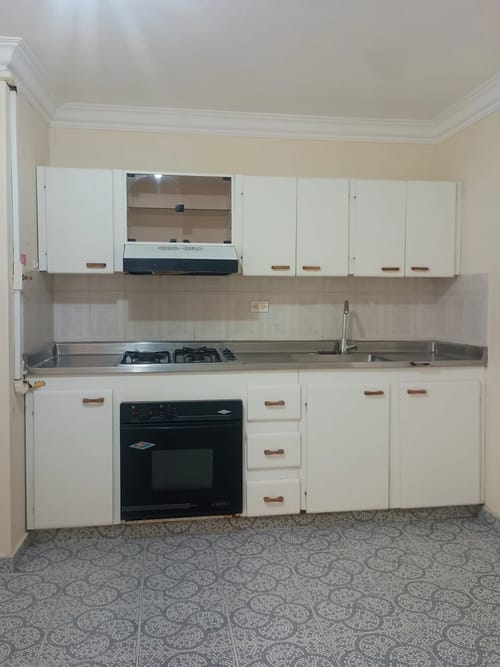 Apartamento de 2 alcobas en arriendo en Cristobal, Medellín, 85 m² · foto 4 de 10
