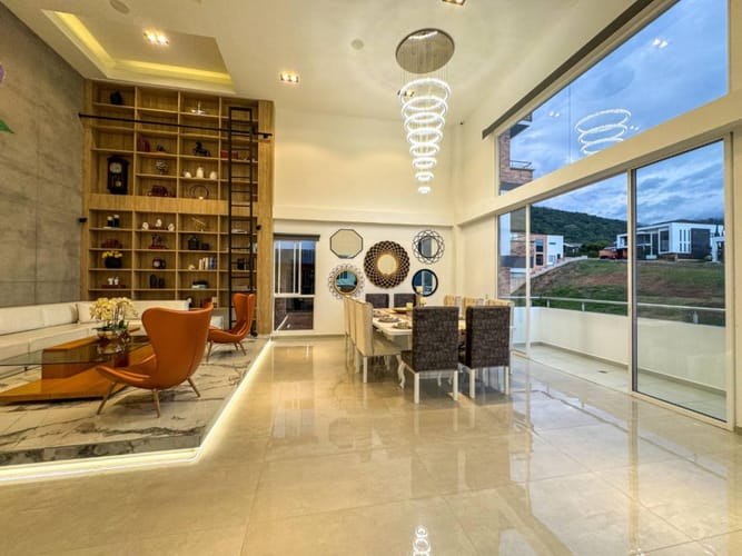 Casa de 5 alcobas en venta en Terrazas De Menzuli, Piedecuesta, 1467 m² · foto 8 de 24