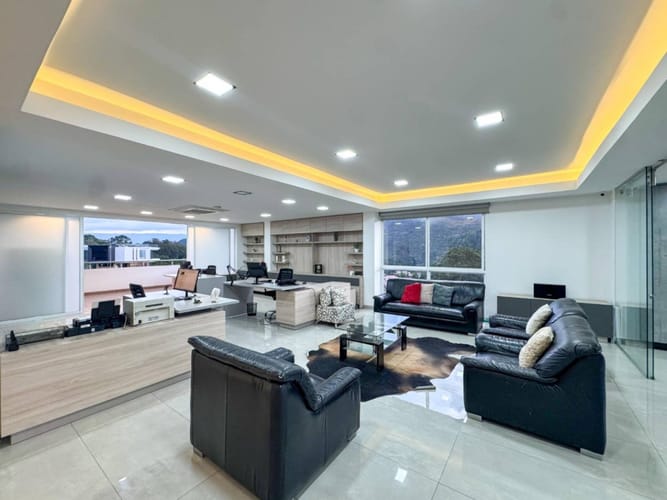 Casa de 5 alcobas en venta en Terrazas De Menzuli, Piedecuesta, 1467 m² · foto 9 de 24