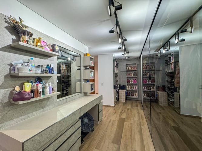 Casa de 5 alcobas en venta en Terrazas De Menzuli, Piedecuesta, 1467 m² · foto 12 de 24