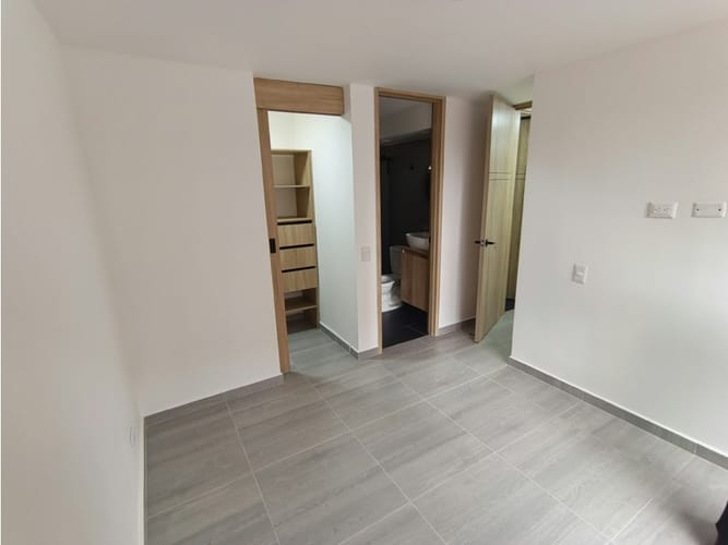 Apartamento de 2 alcobas en arriendo en La Prosperidad, Madrid, 56 m² · foto 18 de 18