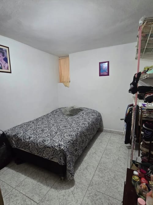 Apartamento de 5 alcobas en venta en El Castillo, Medellín, 128 m² · foto 4 de 10