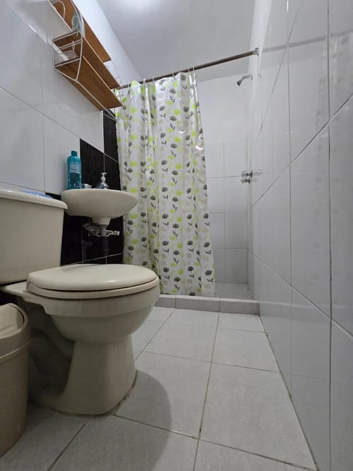 Apartamento de 5 alcobas en venta en El Castillo, Medellín, 128 m² · foto 7 de 10