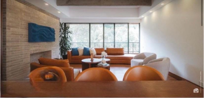 Apartamento de 3 alcobas en arriendo en Chicó Reservado, Bogotá, 300 m² · foto 8 de 8