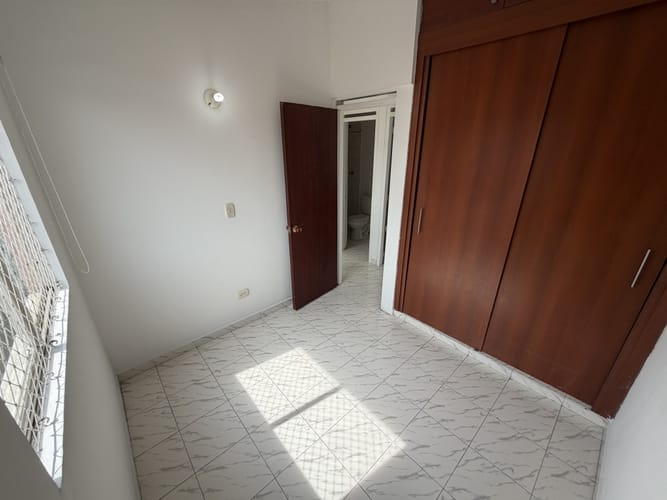 Apartamento de 3 alcobas en venta en Las Delicias, Cali, 65 m² · foto 18 de 24