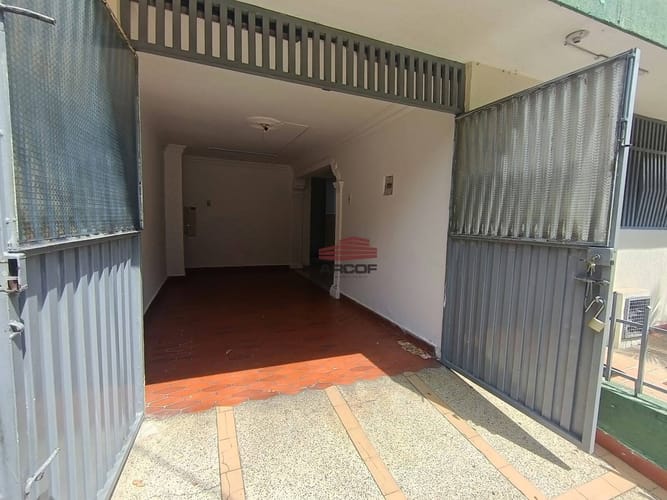 Apartamento de 4 alcobas en arriendo en La Victoria, Bucaramanga, 210 m² · foto 23 de 24