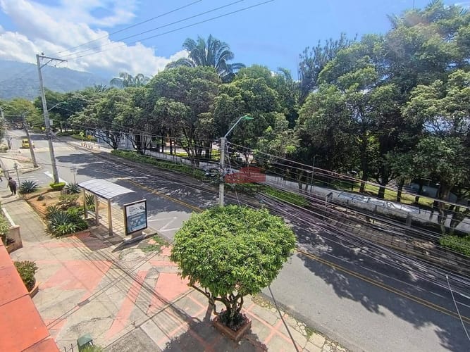 Apartamento de 4 alcobas en arriendo en La Victoria, Bucaramanga, 210 m² · foto 24 de 24