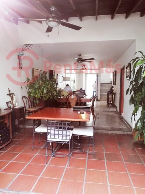 Casa de 4 alcobas en arriendo en Caobos, Cúcuta, 179 m² · foto 4 de 19