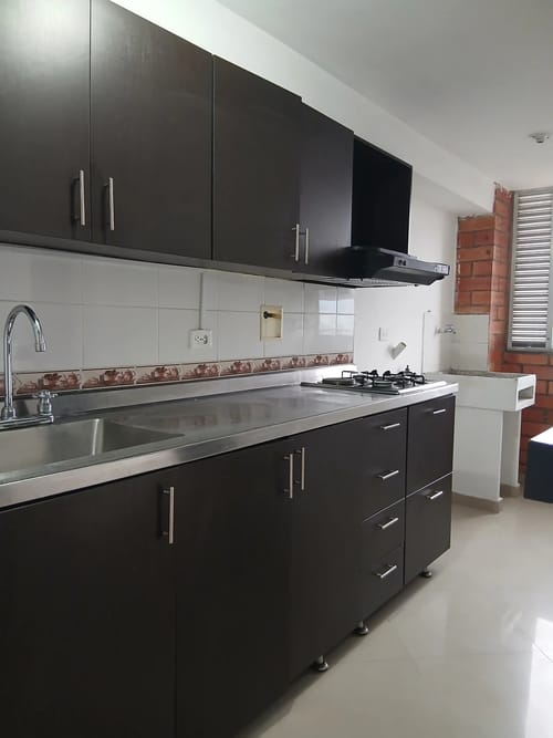 Apartamento de 3 alcobas en arriendo en La Hondonada, Medellín, 72 m² · foto 7 de 10
