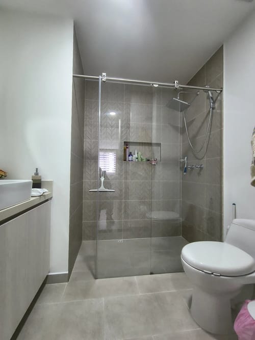 Apartamento de 3 alcobas en arriendo en La Castellana, Medellín, 103 m² · foto 6 de 10