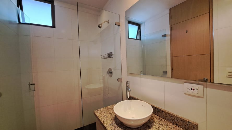 Apartamento de 2 alcobas en arriendo en La Macarena, Bogotá, 75 m² · foto 13 de 24
