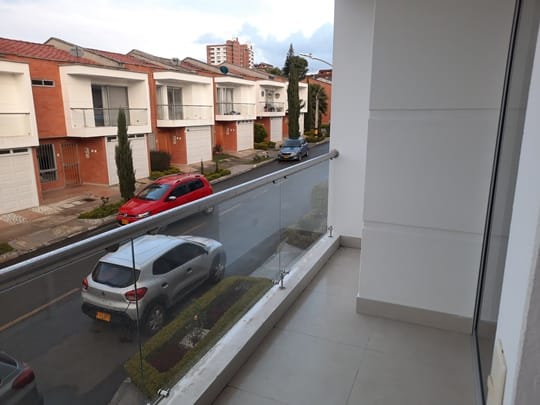 Casa de 2 alcobas en arriendo en Rionegro, 130 m² · foto 2 de 24