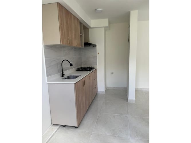 Apartamento de 2 alcobas en venta en Robledo, Medellín, 47 m² · foto 3 de 14