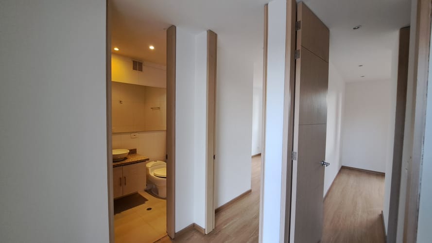Apartamento de 2 alcobas en arriendo en La Macarena, Bogotá, 75 m² · foto 11 de 24