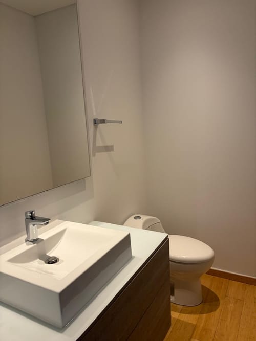 Apartamento de 3 alcobas en arriendo en La Cabrera, Bogotá, 250 m² · foto 2 de 8