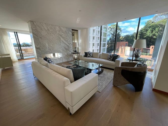 Apartamento de 3 alcobas en venta en El Seminario, Bogotá, 281 m² · foto 9 de 22