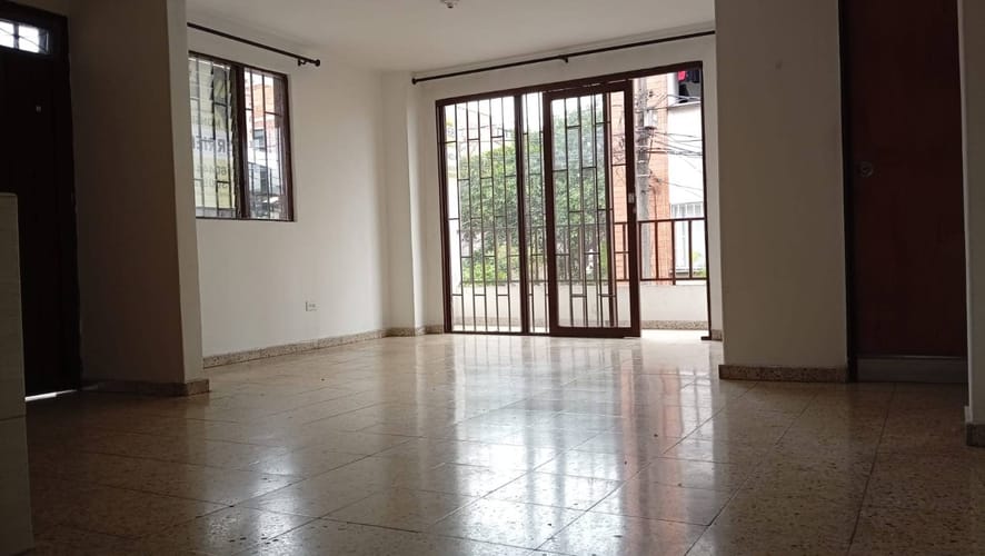 Apartamento en arriendo en Los Alcazares, Medellín, 53 m² · foto 2 de 9