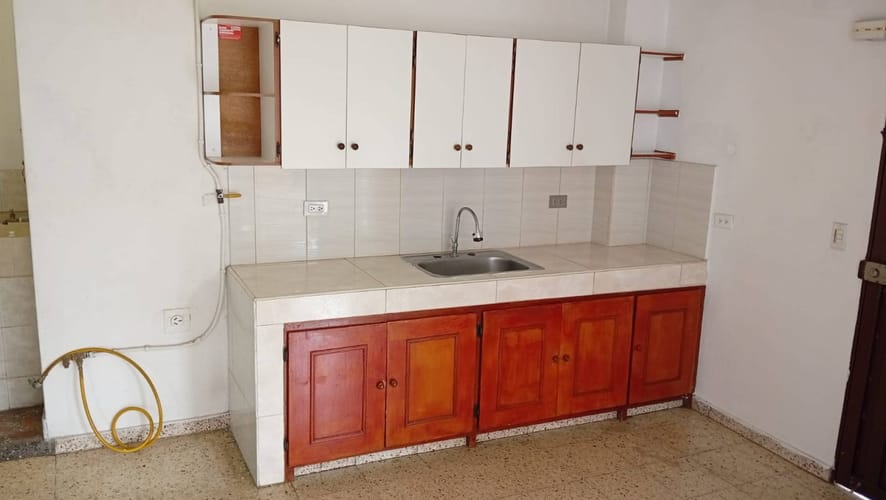 Apartamento en arriendo en Los Alcazares, Medellín, 53 m² · foto 5 de 9