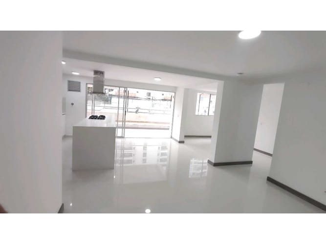 Apartamento de 2 alcobas en arriendo en Suramérica, Itagüí, 80 m² · foto 3 de 24