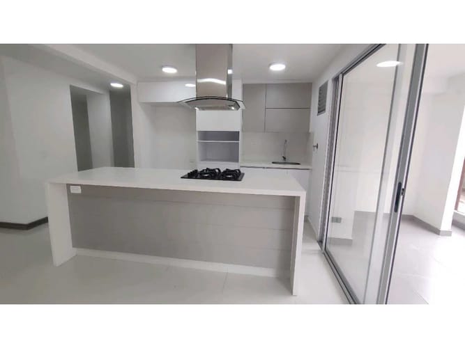Apartamento de 2 alcobas en arriendo en Suramérica, Itagüí, 80 m² · foto 7 de 24