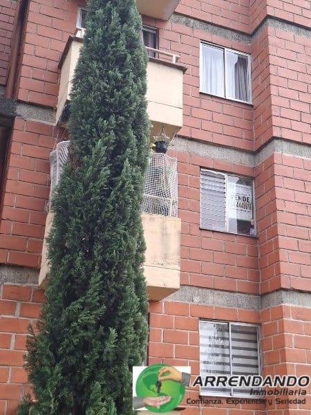 Apartamento de 2 alcobas en venta en Ditaires, Itagüí, 60 m² · foto 2 de 11