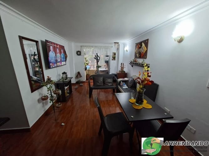 Apartamento de 2 alcobas en venta en Ditaires, Itagüí, 60 m² · foto 7 de 11