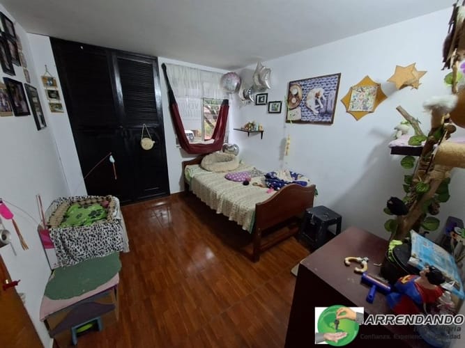 Apartamento de 2 alcobas en venta en Ditaires, Itagüí, 60 m² · foto 9 de 11