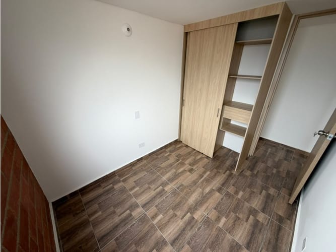 Apartamento de 3 alcobas en arriendo en Bucaros, Bello, 62 m² · foto 9 de 15