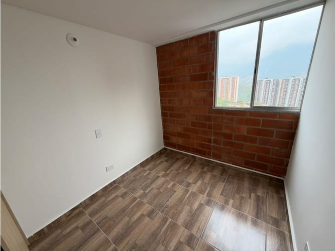 Apartamento de 3 alcobas en arriendo en Bucaros, Bello, 62 m² · foto 10 de 15
