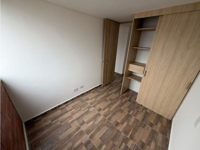 Apartamento de 3 alcobas en arriendo en Bucaros, Bello, 62 m² · foto 11 de 15
