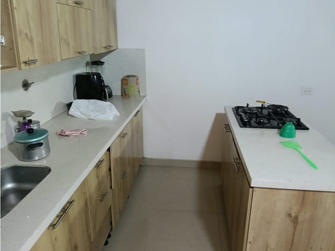 Casa de 3 alcobas en venta en La Gloria, Medellín, 168 m² · foto 2 de 12
