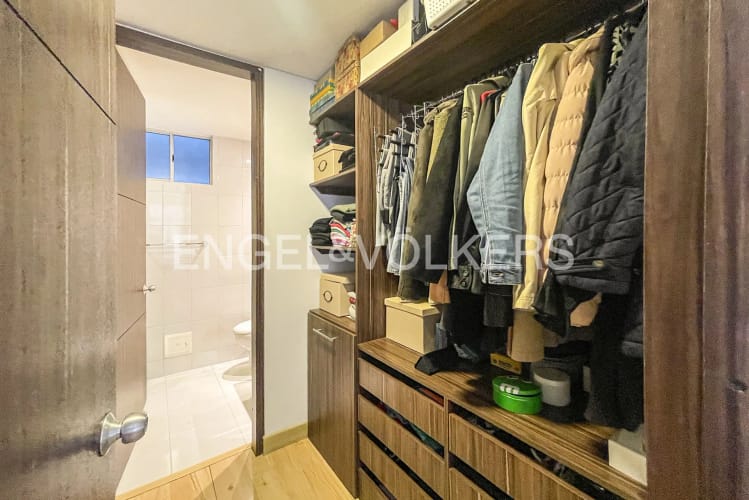 Apartamento de 3 alcobas en venta en Colina Campestre, Bogotá, 99 m² · foto 12 de 20