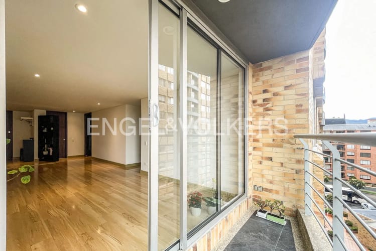 Apartamento de 3 alcobas en venta en Colina Campestre, Bogotá, 99 m² · foto 3 de 20