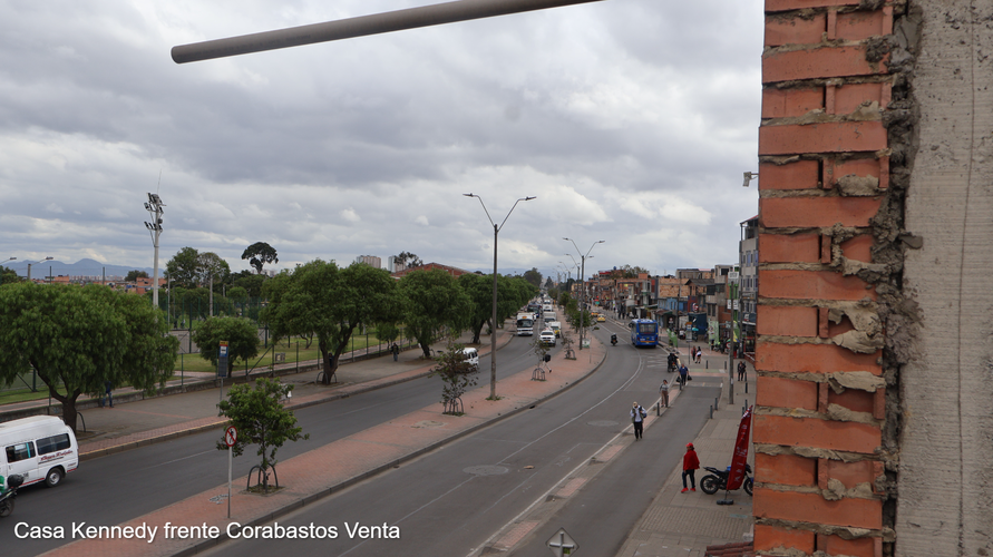 Casa de 8 alcobas en venta en Villa Nelly Iii Sector, Bogotá, 230 m² · foto 2 de 16