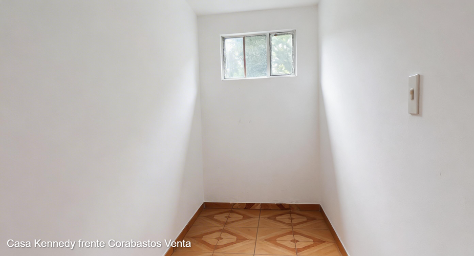 Casa de 8 alcobas en venta en Villa Nelly Iii Sector, Bogotá, 230 m² · foto 11 de 16
