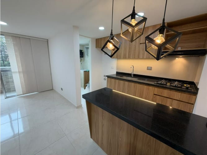 Apartamento de 3 alcobas en arriendo en Bucaros, Bello, 62 m² · foto 3 de 18
