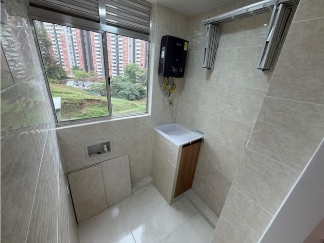 Apartamento de 3 alcobas en arriendo en Bucaros, Bello, 62 m² · foto 4 de 18