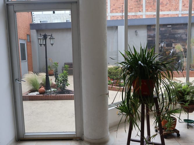 Casa de 15 alcobas en arriendo en Villa Gladys, Bogotá, 1026 m² · foto 8 de 19