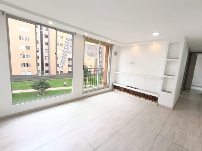 Apartamento de 3 alcobas en arriendo en La Prosperidad, Madrid, 64 m² · foto 2 de 24