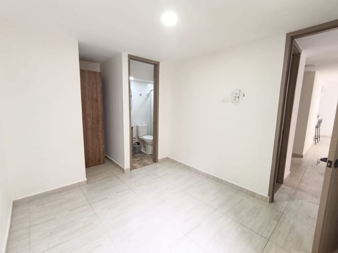Apartamento de 3 alcobas en arriendo en La Prosperidad, Madrid, 64 m² · foto 8 de 24