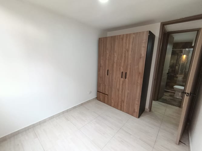 Apartamento de 3 alcobas en arriendo en La Prosperidad, Madrid, 64 m² · foto 13 de 24